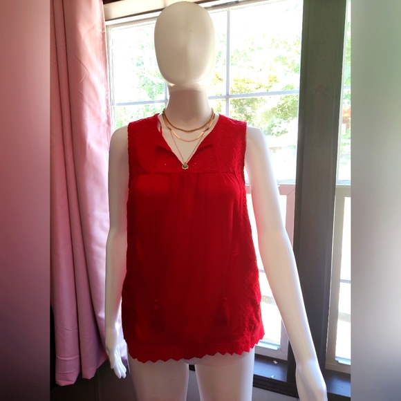 ***NWT  Tank top Blouse - Picture 3 of 6